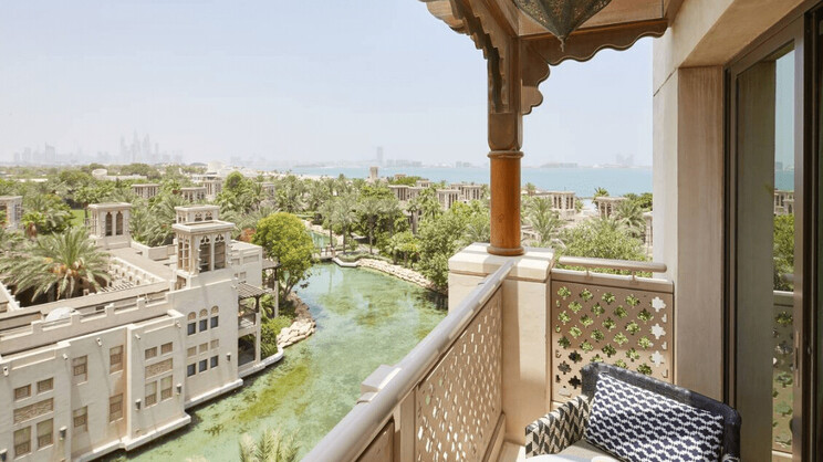 Junior Arabian Suite 